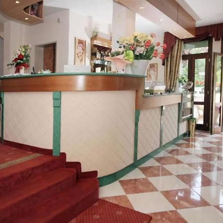 Nice Hotel Mestre Luaran gambar